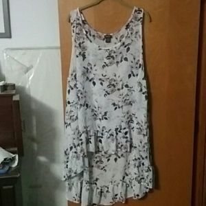 Torrid size 5 sheer floral tank tunic